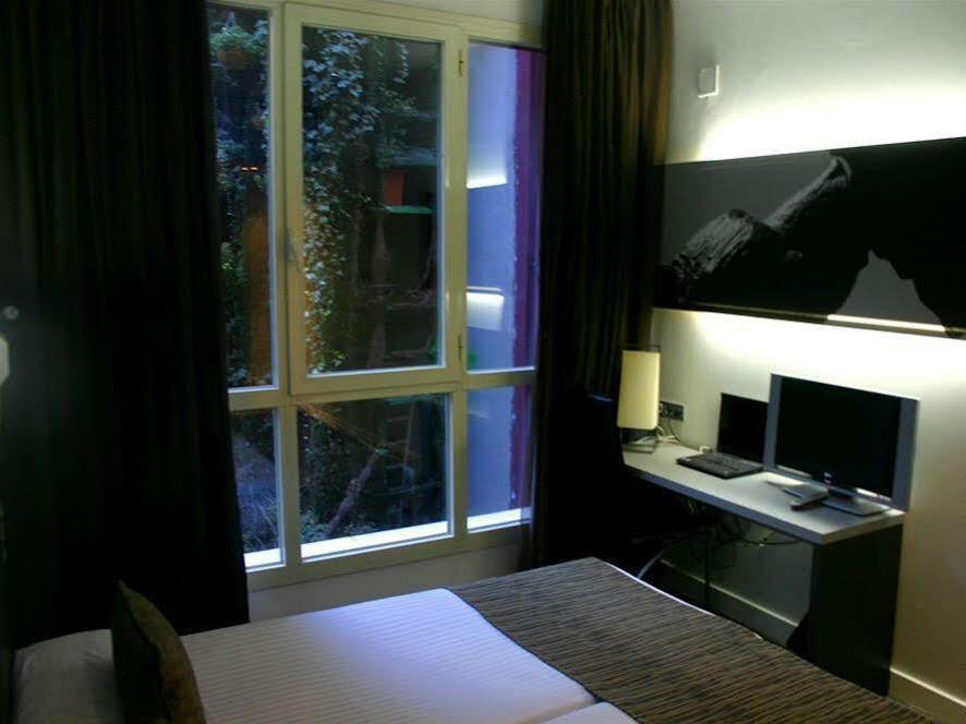 Hotel Petit Palace Plaza Espana 4*